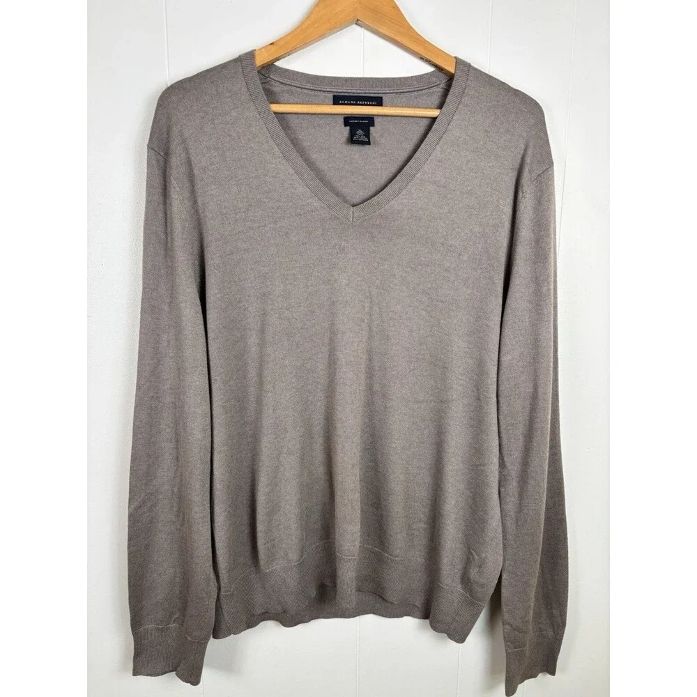 Banana Republic Luxury Blend Mens XL Brown V Neck Sweater‎ Silk Cashmere Blend